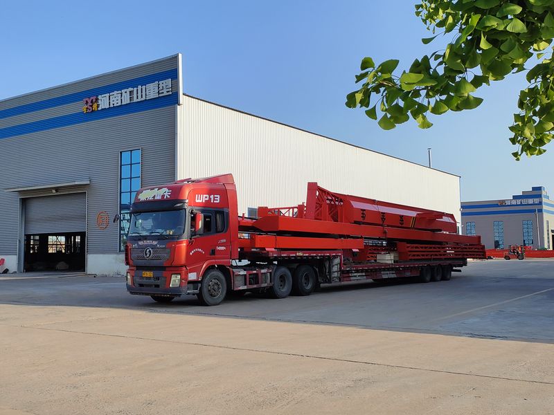 電動(dòng)葫蘆門(mén)式起重機(jī) 2臺(tái) MHxh10t—25m 外懸5/5m MHxh5t—23m 外懸4.5/4.5m 制作完成，發(fā)往青海交付客戶(hù)使用
